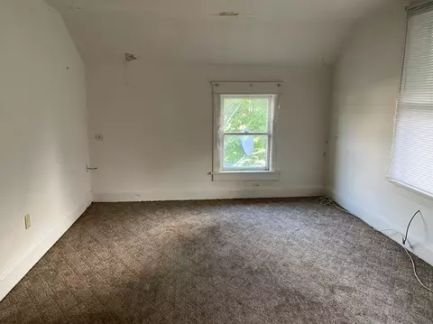 210 E St, La Porte, IN 46350 photo 6
