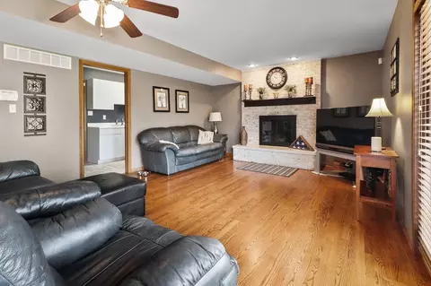 10401 Fox Run, Munster, IN 46321 photo 14