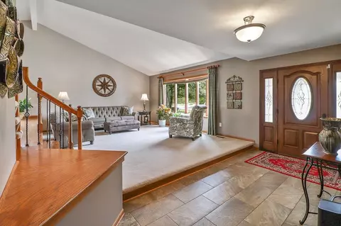 10401 Fox Run, Munster, IN 46321 photo 9
