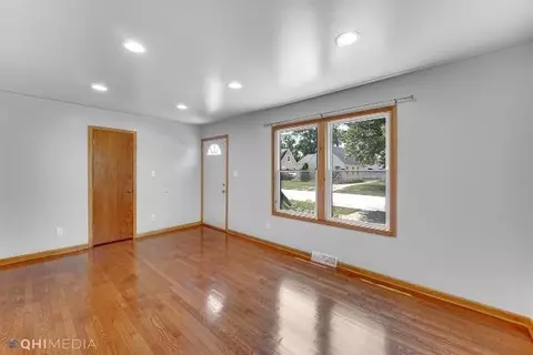 6801 Baring Ave, Hammond, IN 46324 photo 4