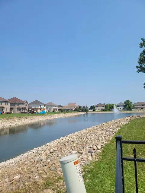 Undisclosed, Munster, IN 46321 photo 34