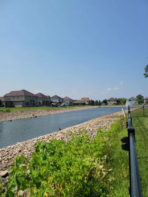 Undisclosed, Munster, IN 46321 photo 32