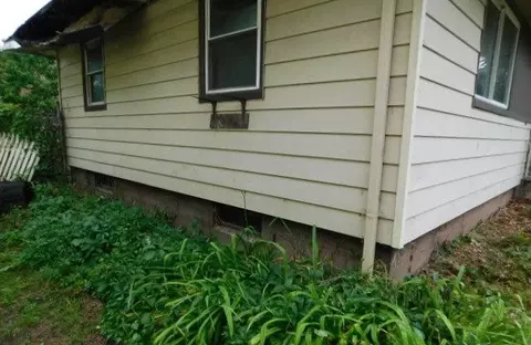 308 S Hancock St, Gary, IN 46403 photo 3