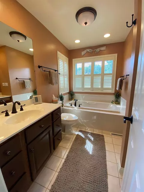 1343 Admiral Dr, Porter, IN 46304 photo 19