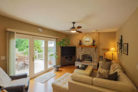 1343 Admiral Dr, Porter, IN 46304 photo 7