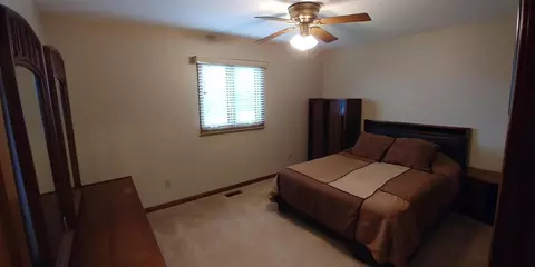 9141 Franklin Dr, Saint John, IN 46373 photo 18