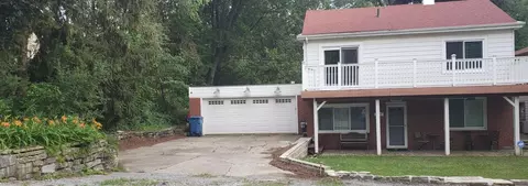 8607 Maple Ave, Gary, IN 46403 photo 5