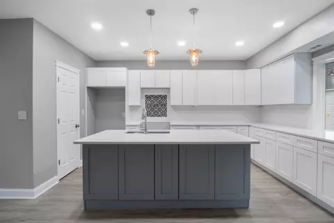 103 E Sigler St, Hebron, IN 46341 photo 7
