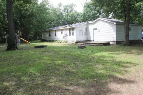 10943 Potomac Dr, De Motte, IN 46310 photo 12