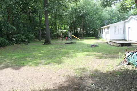 10943 Potomac Dr, De Motte, IN 46310 photo 13