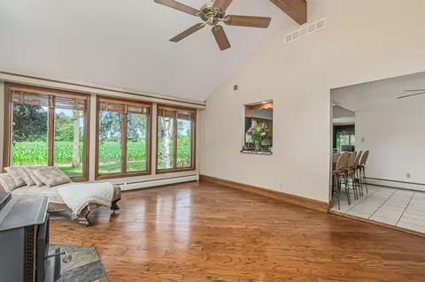 2071 E 61st Ave, Hobart, IN 46342 photo 9