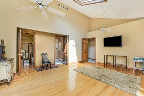 2071 E 61st Ave, Hobart, IN 46342 photo 13