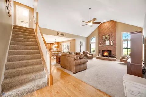 10032 New Devon St, Munster, IN 46321 photo 17