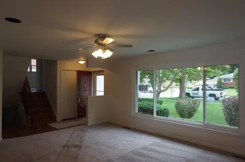 8601 Forest Ave, Munster, IN 46321 photo 14