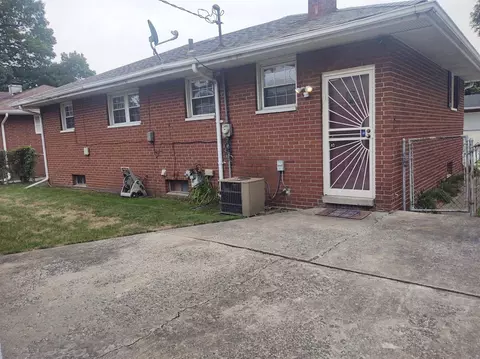 3132 W 19th Pl, Gary, IN 46404 photo 2