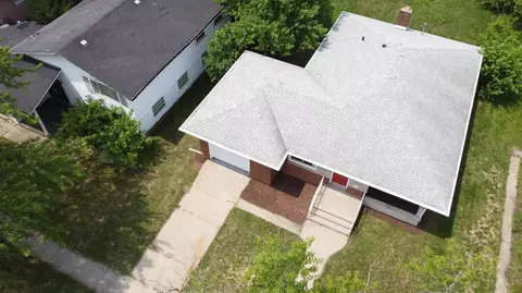 1346 Ralston St, Gary, IN 46406 photo 2