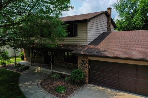 9558 Walnut Dr, Munster, IN 46321 photo 2