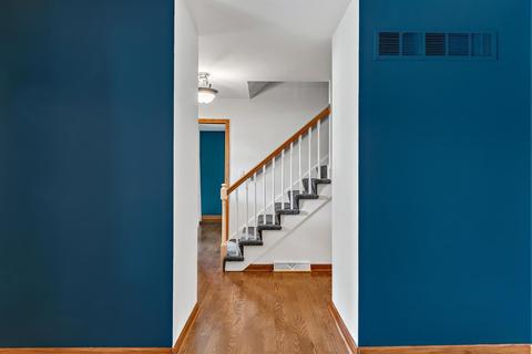 9558 Walnut Dr, Munster, IN 46321 photo 7