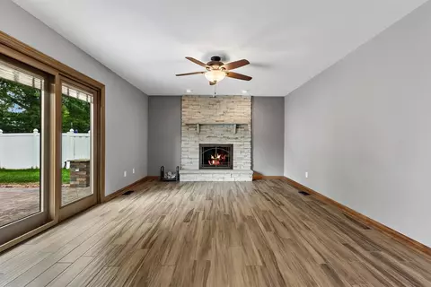 9558 Walnut Dr, Munster, IN 46321 photo 14