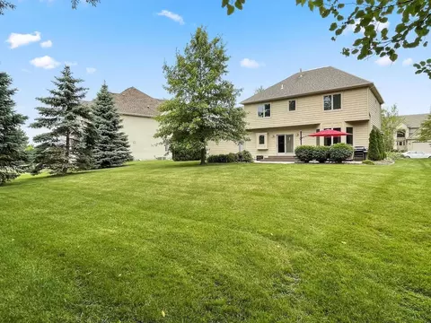 8277 Doubletree Dr, Crown Point, IN 46307 photo 3