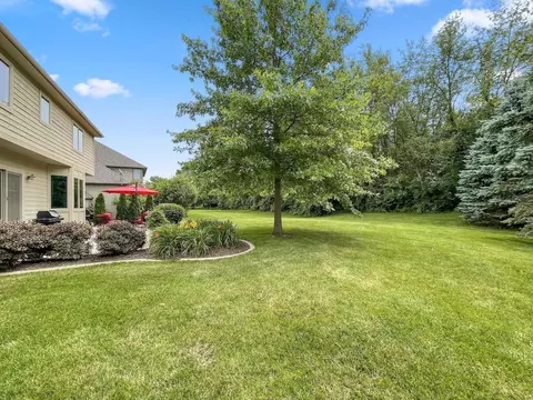 8277 Doubletree Dr, Crown Point, IN 46307 photo 23