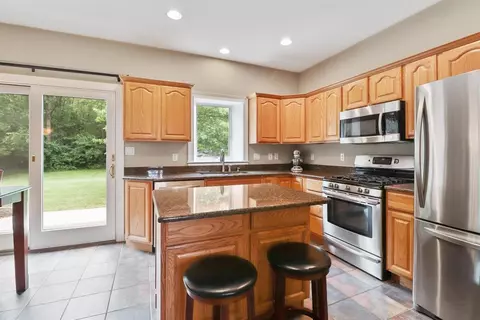8277 Doubletree Dr, Crown Point, IN 46307 photo 10
