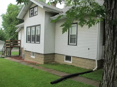 222 Michigan St, Porter, IN 46304 photo 7