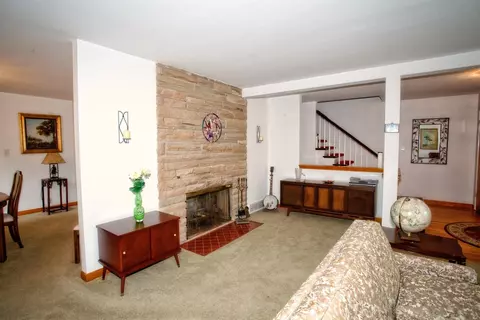 8310 Baring Ave, Munster, IN 46321 photo 7