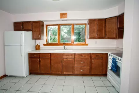 8310 Baring Ave, Munster, IN 46321 photo 14