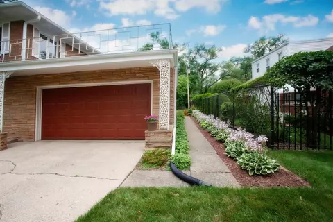 8310 Baring Ave, Munster, IN 46321 photo 41