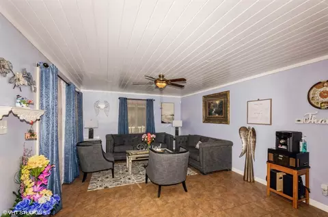 7931 Bertram Ave, Hammond, IN 46324 photo 5