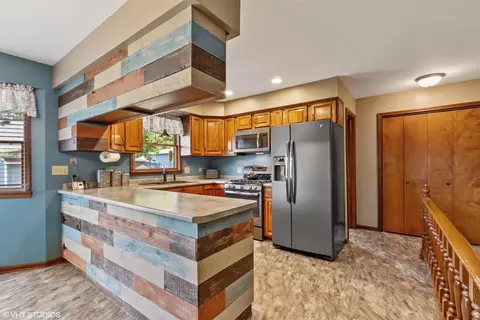 2413 Flat Rock Rd, Dyer, IN 46311 photo 7