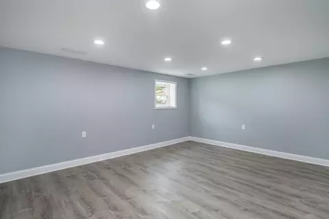 8016 Hemlock Ave, Gary, IN 46403 photo 12