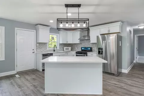8016 Hemlock Ave, Gary, IN 46403 photo 8