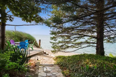 1908 Lake Shore Dr, Long Beach, IN 46360 photo 2