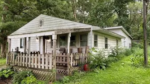 9309 E 129th Ave, Crown Point, IN 46307 photo 3