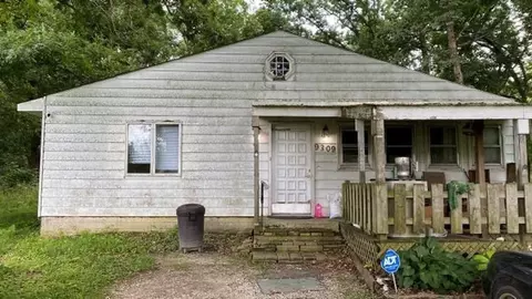 9309 E 129th Ave, Crown Point, IN 46307 photo 2