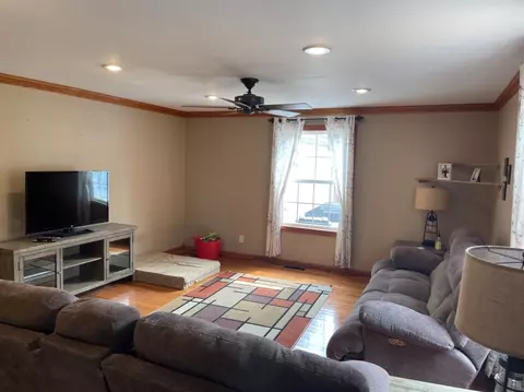 4133 Patsy Dr, Wheatfield, IN 46392 photo 5