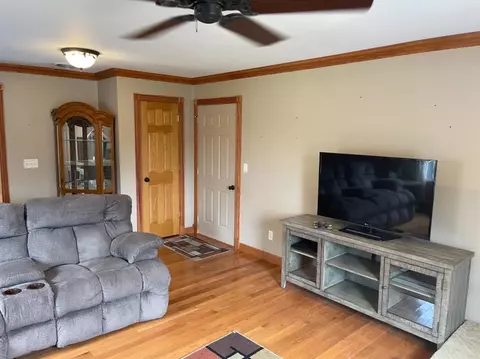 4133 Patsy Dr, Wheatfield, IN 46392 photo 8