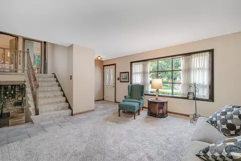 409 W Summit Ct, Crown Point, IN 46307 photo 13