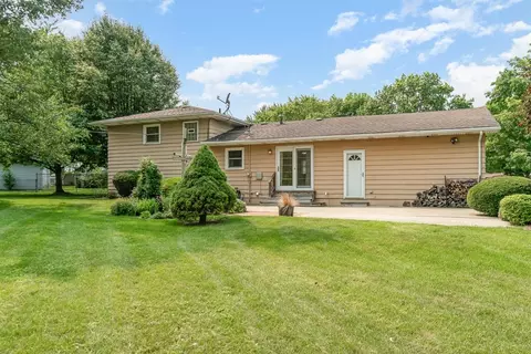 409 W Summit Ct, Crown Point, IN 46307 photo 6