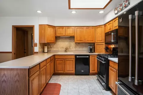 1015 Arrowhead Dr, Dyer, IN 46311 photo 10