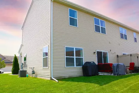 530 Clover Ln, Griffith, IN 46319 photo 33