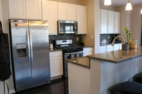 530 Clover Ln, Griffith, IN 46319 photo 12