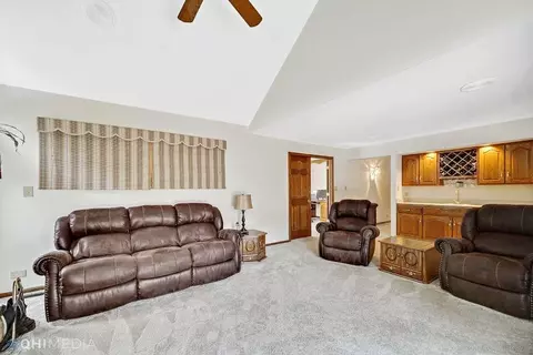 11533 Plattner Dr, Mokena, IL 60448 photo 4