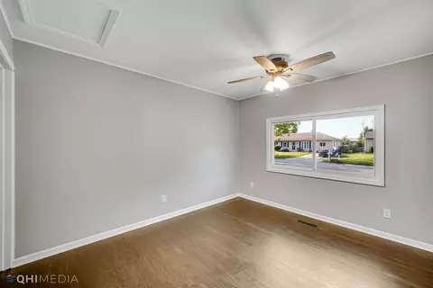 643 Apache Ln, Lowell, IN 46356 photo 9