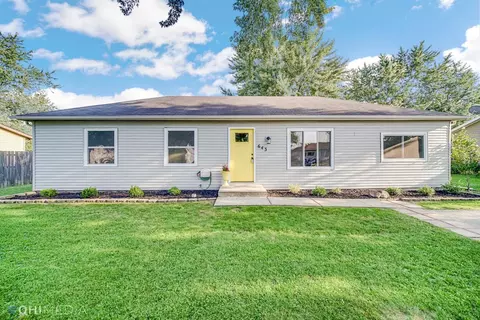 643 Apache Ln, Lowell, IN 46356 photo 1