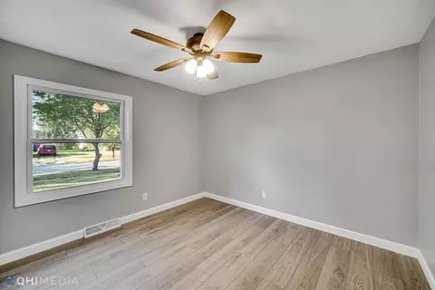 643 Apache Ln, Lowell, IN 46356 photo 13