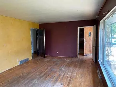 7138 Ash Ave, Gary, IN 46403 photo 3