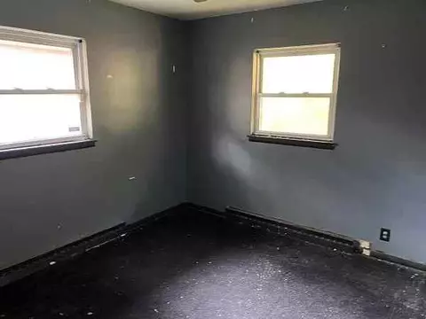 7138 Ash Ave, Gary, IN 46403 photo 6